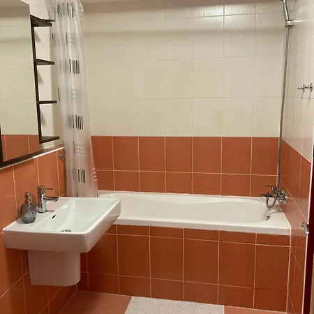 2 Izbovy S Vyhladom Na Bratislavsky Hrad Apartment *