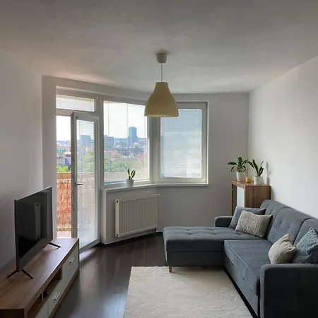 Apartmán 2 Izbovy S Vyhladom Na Bratislavsky Hrad